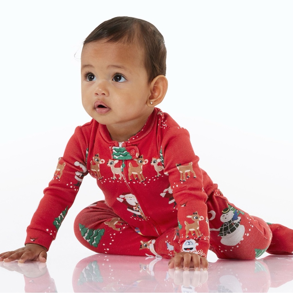 NWT Pottery Barn Kids Rudolph Pajamas Size 9-12 months (SOLD OUT ONLINE)